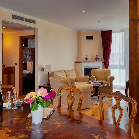 Invicto 3* Elenovo (Sliven)