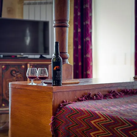 Invicto Hotel 3*