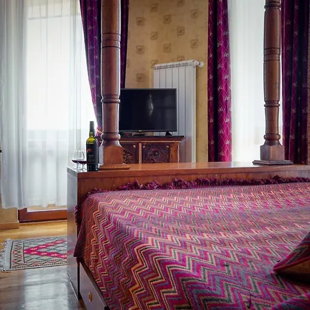 Hotel Invicto 3*