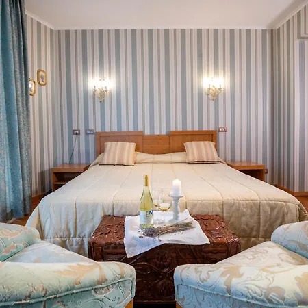 Invicto Hotel Elenovo (Sliven)