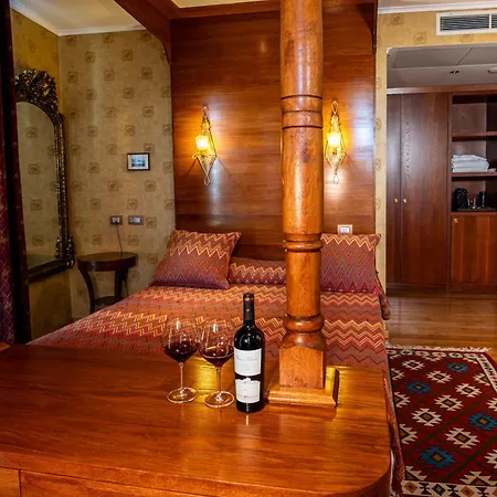 Hotel Invicto 3*